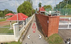 Homestay α Cocobay Condo Resort